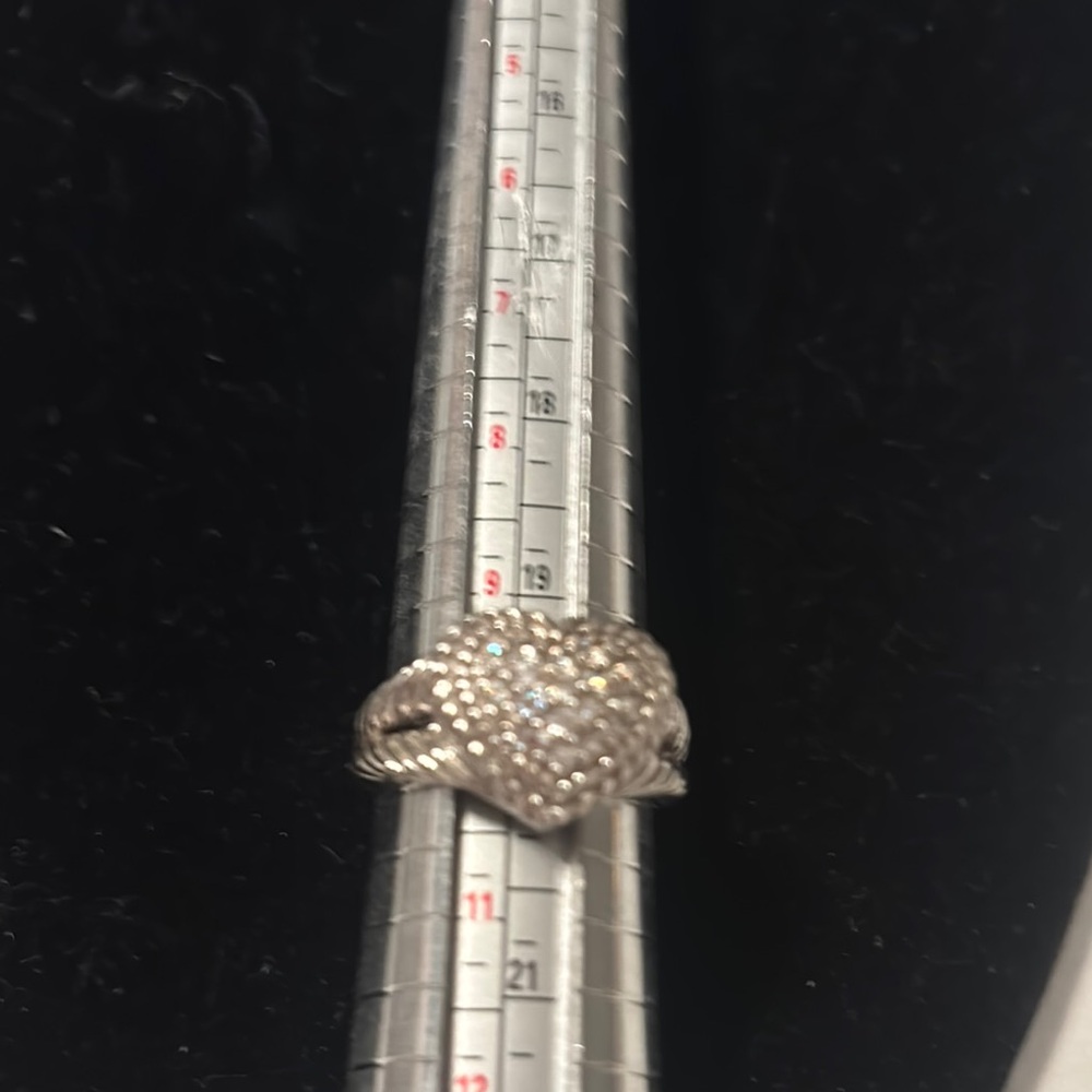 Judith Ripka size 10 vintage 925 and CZ Pavi heart ring
